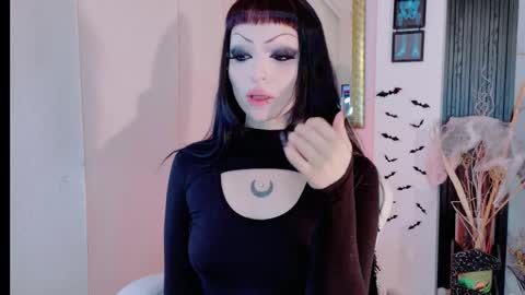 madison_jacksonn online show from April 1, 2026, 7:00 pm
