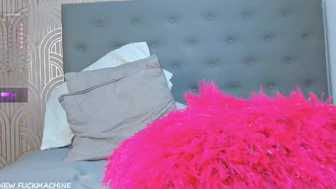   online show from September 28, 2025, 6:57 pm