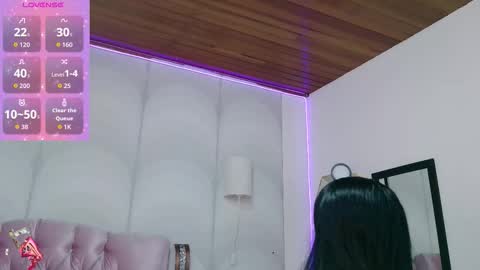 Snapshot of madison_oli chatting on November 7, 2025, 12:05 pm madison_oli online show from November 7, 2025, 12:05 pm