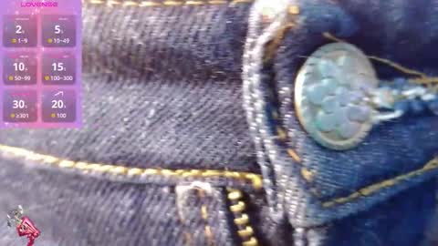 Snapshot of madison_oli chatting on November 12, 2025, 12:05 pm madison_oli online show from November 12, 2025, 12:05 pm