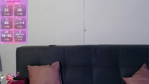 Snapshot of madison_oli chatting on December 17, 2025, 1:55 am madison_oli online show from December 17, 2025, 1:55 am