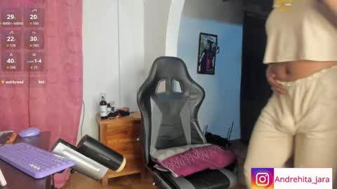 Snapshot of madisonbrunette_lxs chatting on May 13, 2026, 2:53 am madison online show from May 13, 2026, 2:53 am