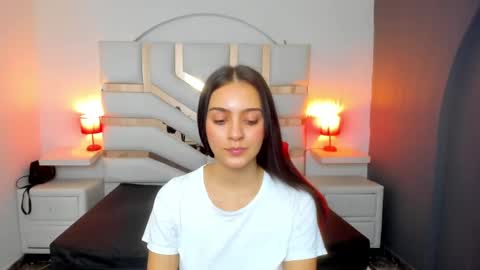 Snapshot of madisoncarzon chatting on September 12, 2025, 7:58 pm Madison Carzon online show from September 12, 2025, 7:58 pm