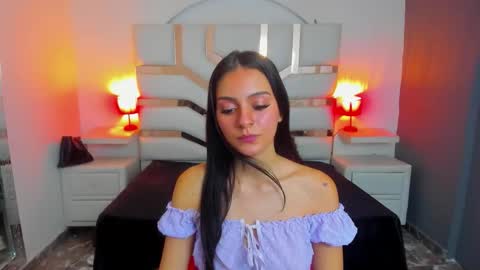 Snapshot of madisoncarzon chatting on September 18, 2025, 7:38 pm Madison Carzon online show from September 18, 2025, 7:38 pm