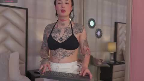 Snapshot of madissonpayton chatting on June 16, 2026, 1:25 pm MadissonPayton online show from June 16, 2026, 1:25 pm