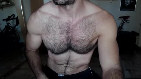 Snapshot of madmax20x chatting on October 19, 2025, 2:50 pm madmax20x online show from October 19, 2025, 2:50 pm