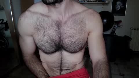 Snapshot of madmax20x chatting on December 3, 2025, 12:36 pm madmax20x online show from December 3, 2025, 12:36 pm