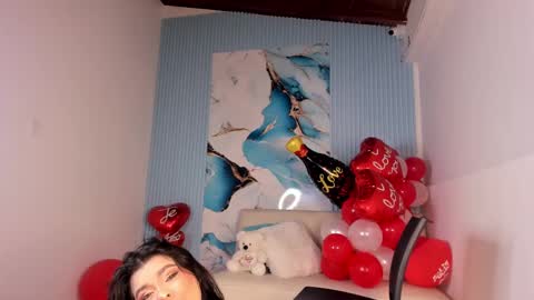 Snapshot of madokaa22 chatting on February 17, 2025, 3:42 pm Madoka online show from February 17, 2025, 3:42 pm