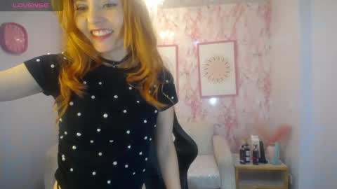 Snapshot of mady0619_ch chatting on April 30, 2026, 12:44 pm Mady online show from April 30, 2026, 12:44 pm