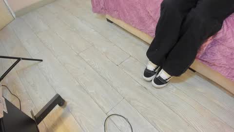 Mady  online show from April 21, 2026, 1:42 am