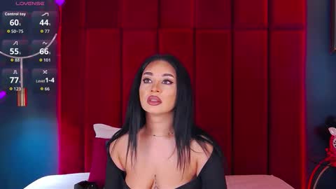 MadyLuxx online show from November 29, 2025, 8:23 pm