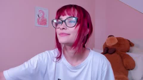 Snapshot of mae_lyra chatting on October 30, 2025, 11:22 am Mae Lyra online show from October 30, 2025, 11:22 am