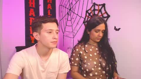 Snapshot of mae_nathan chatting on November 3, 2025, 7:09 am mae and nathan online show from November 3, 2025, 7:09 am