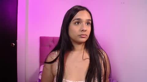 Snapshot of mae_nathan chatting on November 25, 2025, 5:46 pm mae and nathan online show from November 25, 2025, 5:46 pm