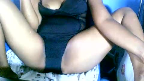 Snapshot of maelahlove chatting on March 5, 2025, 2:23 pm MaelahLove online show from March 5, 2025, 2:23 pm