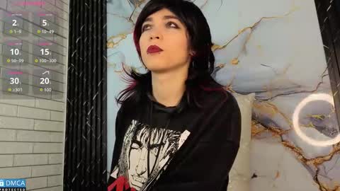 maevekuro online show from November 5, 2025, 3:06 am