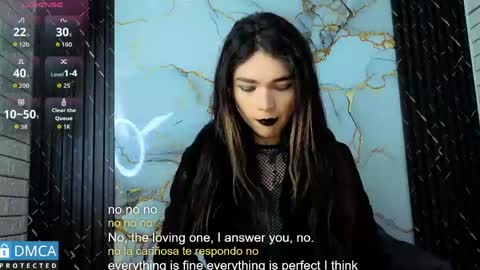 maevekuro online show from May 19, 2026, 3:02 am