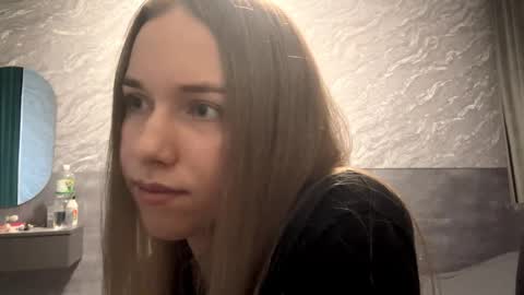 Sara online show from April 10, 2026, 6:18 am