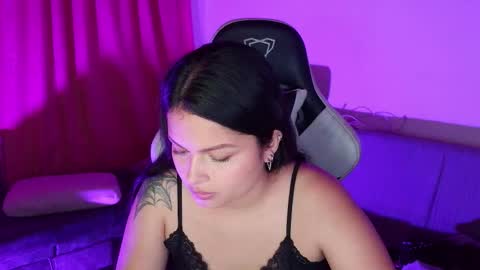 mafecito24 online show from October 27, 2025, 2:37 am