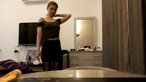 Margaret online show from November 28, 2025, 6:54 pm