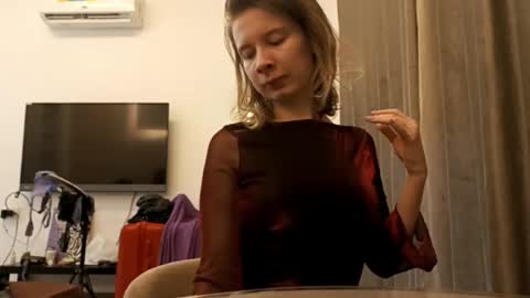 Margaret online show from December 3, 2025, 6:39 pm