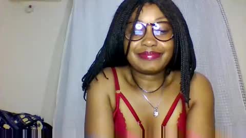 magdalinemus online show from October 30, 2025, 5:24 pm