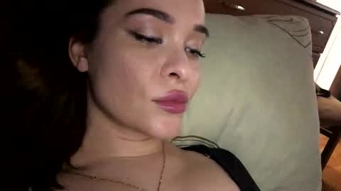 magggg658318 online show from March 27, 2026, 2:17 pm