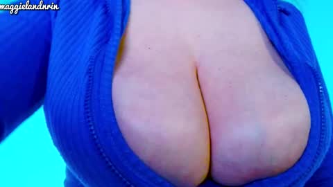 Maggie   online show from October 20, 2025, 3:51 am