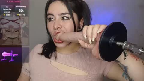 Snapshot of magic_alicee_ chatting on July 22, 2026, 2:58 am Alice online show from July 22, 2026, 2:58 am