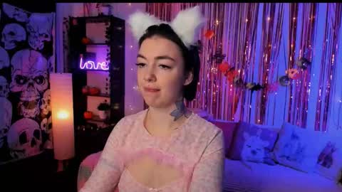 Magic Allie online show from October 27, 2025, 7:51 pm