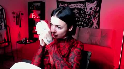 Snapshot of magic_alie chatting on February 17, 2026, 7:20 pm Magic Allie online show from February 17, 2026, 7:20 pm