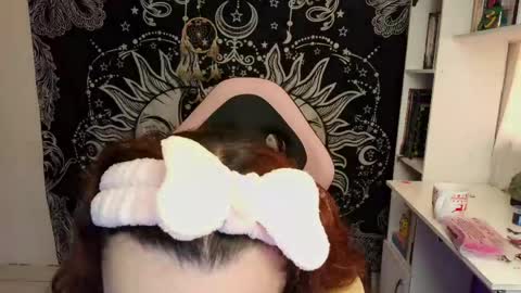 Snapshot of magic_clairewitch chatting on April 19, 2026, 9:17 pm Claire online show from April 19, 2026, 9:17 pm