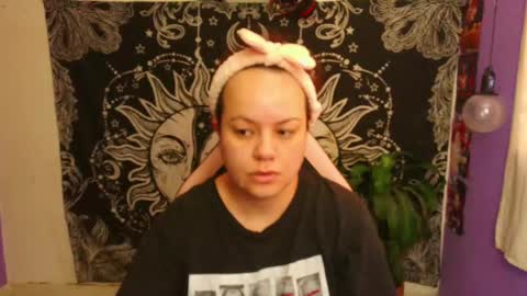 Snapshot of magic_clairewitch chatting on May 10, 2026, 9:09 pm Claire online show from May 10, 2026, 9:09 pm