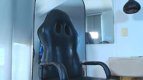 Snapshot of magic_clayton chatting on October 13, 2025, 9:15 pm Magic online show from October 13, 2025, 9:15 pm