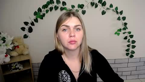 magic_katarina_ online show from January 9, 2025, 8:03 am