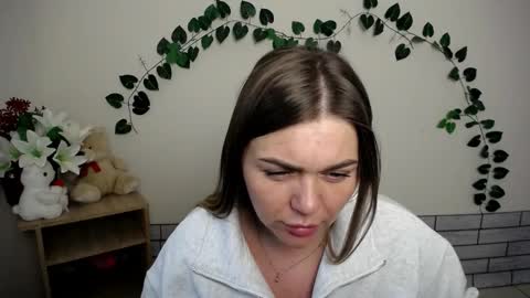 magic_katarina_ online show from October 7, 2025, 6:54 am