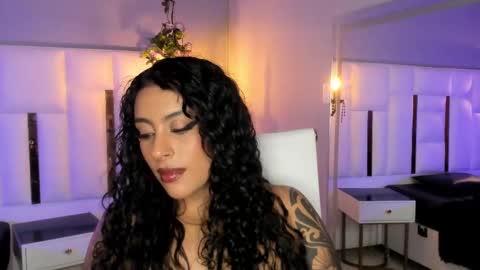 Snapshot of magic_marg chatting on March 1, 2025, 12:39 am Marge online show from March 1, 2025, 12:39 am