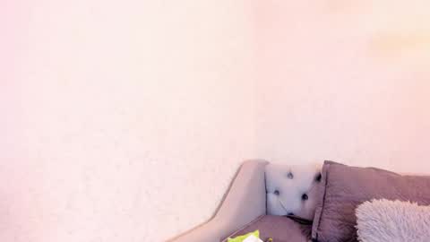 M Rss  online show from October 12, 2025, 4:33 am