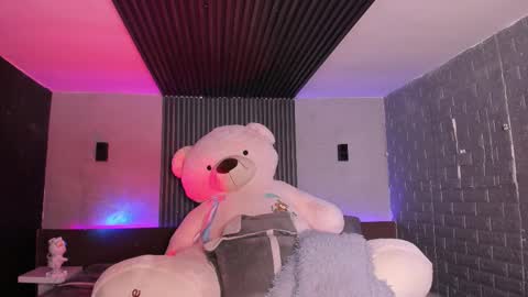 Snapshot of magic_rouse chatting on February 11, 2026, 5:12 am M Rss online show from February 11, 2026, 5:12 am