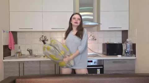 Alice online show from November 11, 2025, 2:39 pm