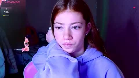 Snapshot of magicladyy chatting on November 26, 2025, 7:48 pm Angel online show from November 26, 2025, 7:48 pm