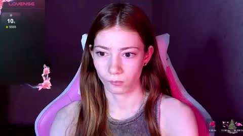 Snapshot of magicladyy chatting on April 9, 2026, 7:19 pm Angel online show from April 9, 2026, 7:19 pm