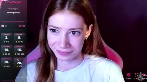 Snapshot of magicladyy chatting on April 13, 2026, 8:25 pm Angel online show from April 13, 2026, 8:25 pm