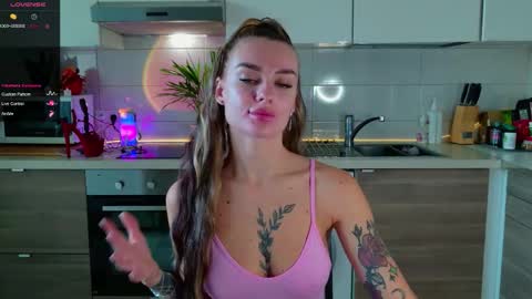 MagicLove online show from November 1, 2025, 4:03 am