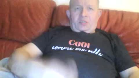 Snapshot of magicman250 chatting on January 6, 2026, 9:18 pm magicman250 online show from January 6, 2026, 9:18 pm