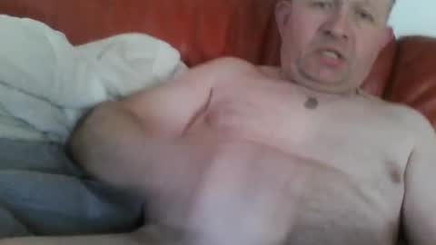 Snapshot of magicman250 chatting on April 4, 2026, 3:53 pm magicman250 online show from April 4, 2026, 3:53 pm