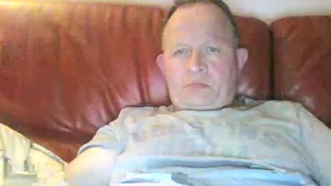 Snapshot of magicman250 chatting on April 16, 2026, 9:39 pm magicman250 online show from April 16, 2026, 9:39 pm
