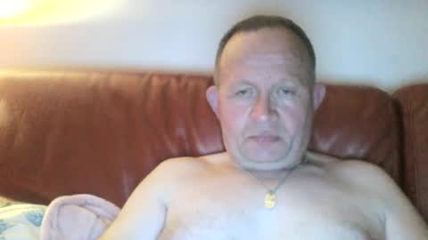 Snapshot of magicman250 chatting on July 7, 2026, 8:13 pm magicman250 online show from July 7, 2026, 8:13 pm