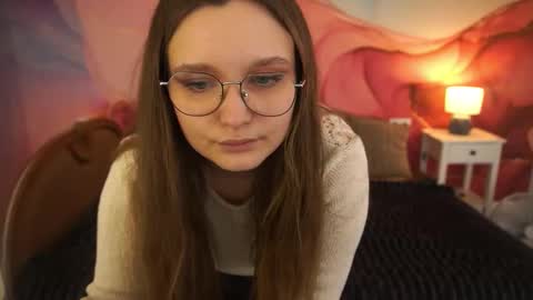 Emily online show from November 10, 2025, 2:05 pm