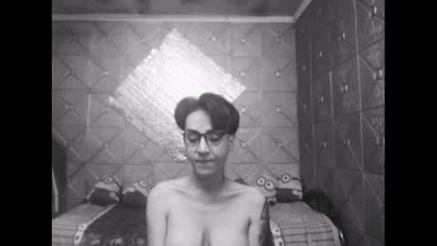 TsKaycee online show from December 29, 2024, 7:50 am